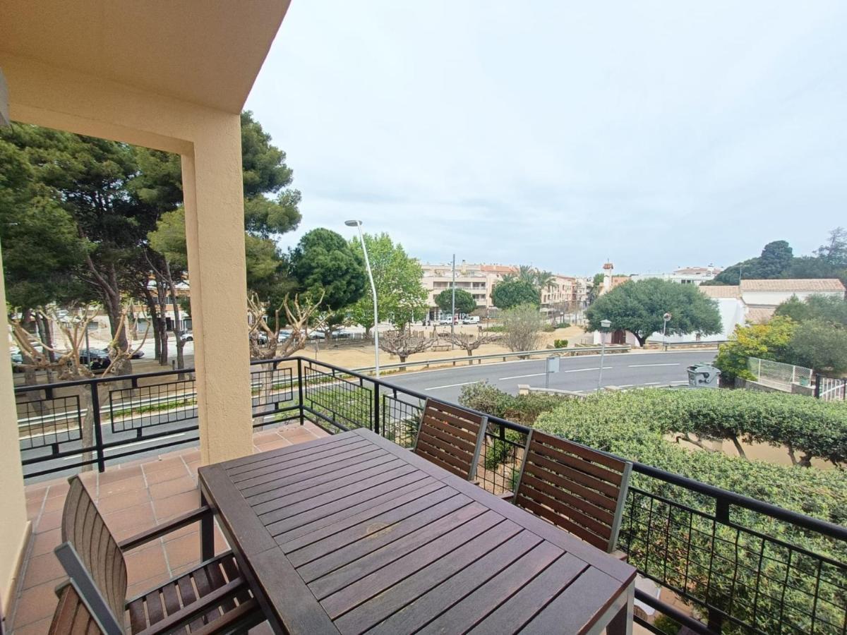 1R Pis Al Port-Terrassa I Jardi Lägenhet Llança Exteriör bild